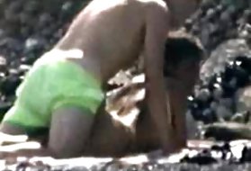 Плаж воайор видео: момичето е като на плажа, за да даде на мама порно филми, онлайн руски
