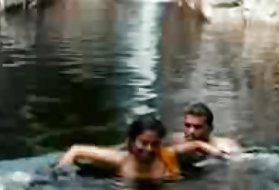 Известни личности, порно видео преглед на слугините роман от собственик !!!